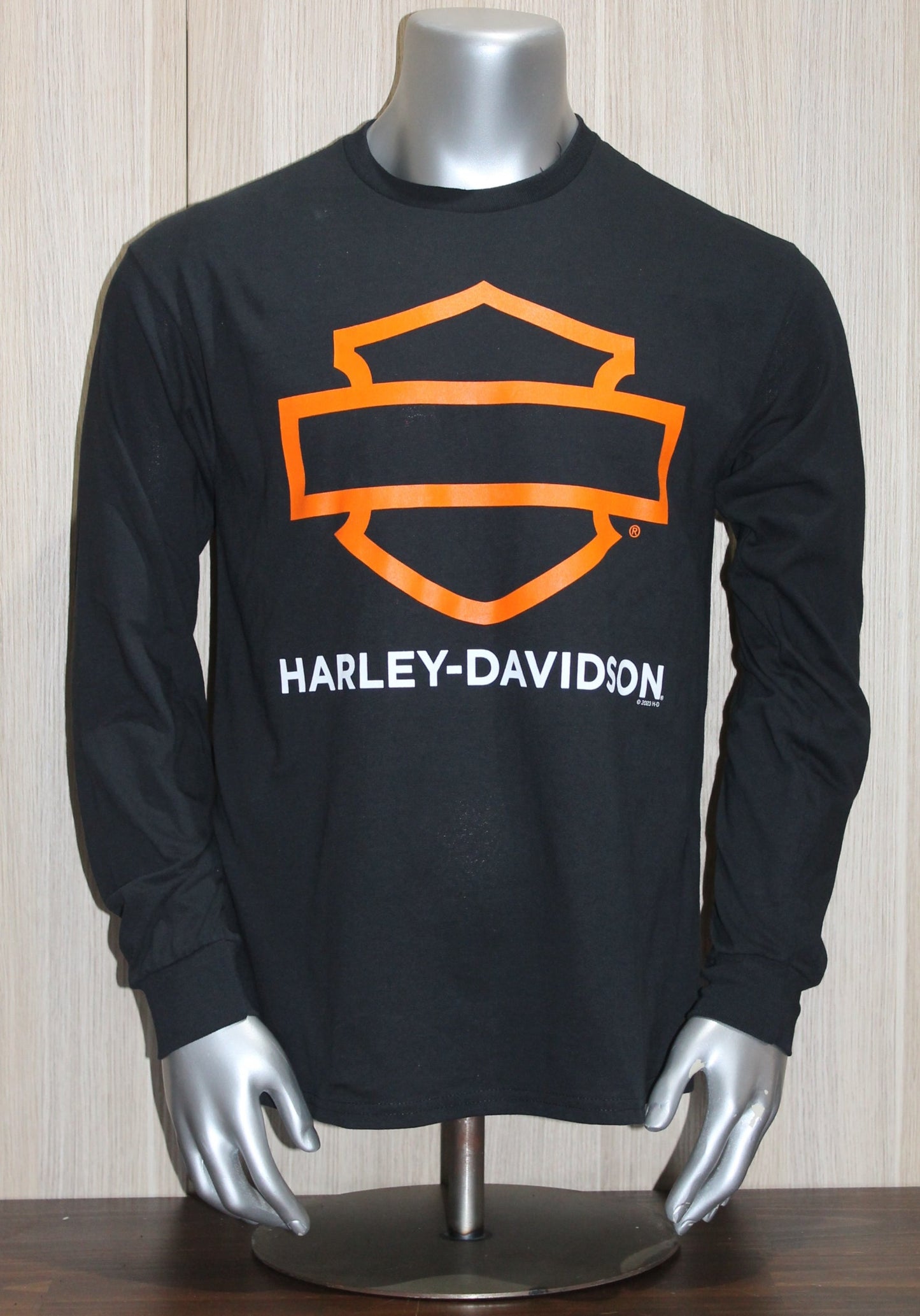 Harley-Davidson® Men's Outline Bar & Shield Long Sleeve Tee - Black