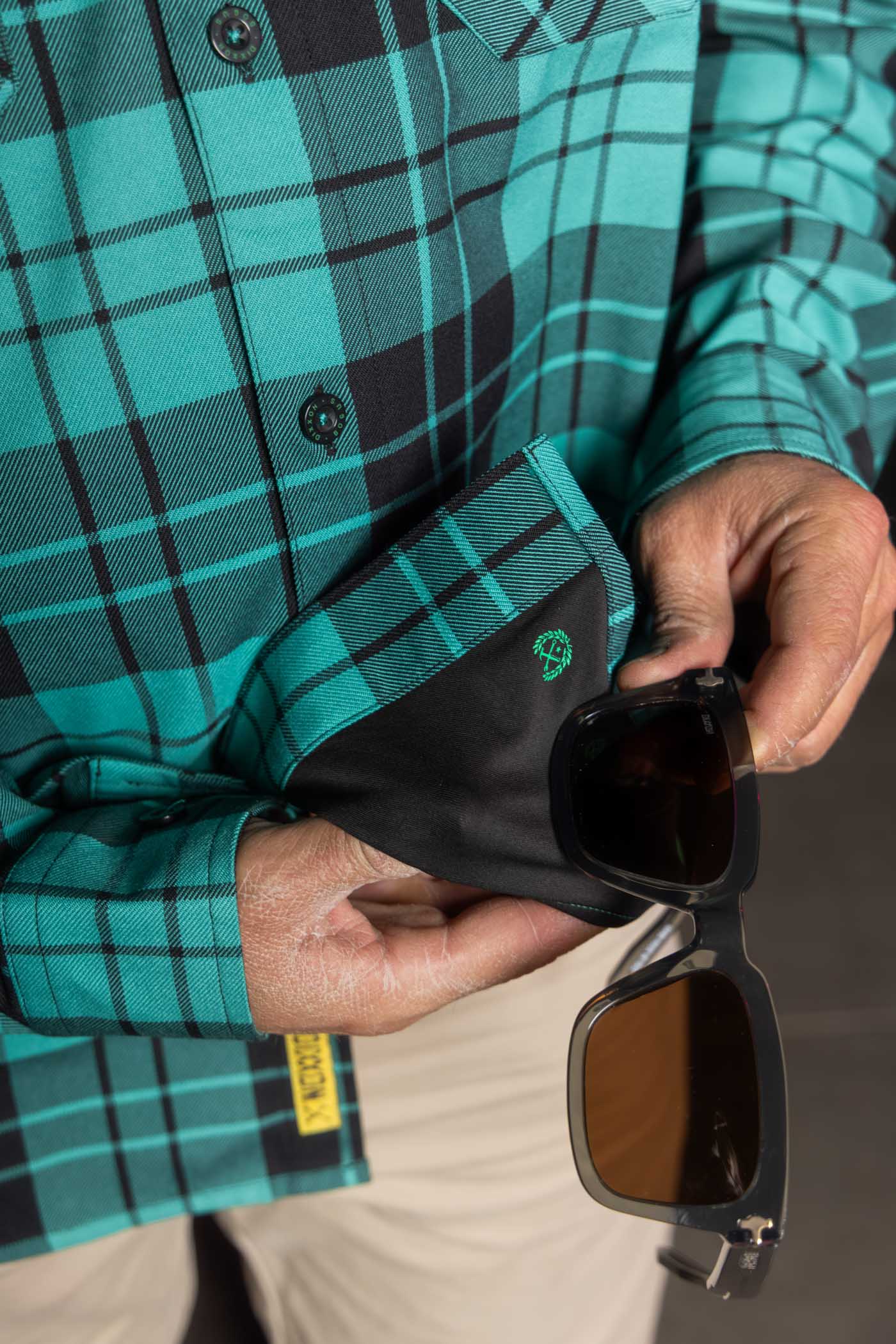 The Dixxon 'Bogus Flannel'